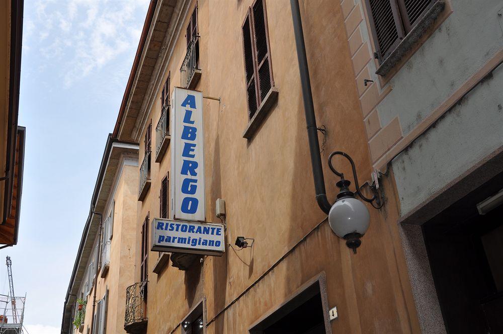 Albergo Ristorante Pomodoro 奥梅尼亚 外观 照片